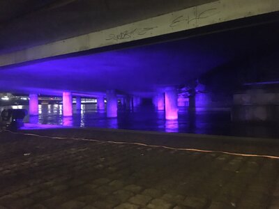 Nobelovská světla: Počítač provádějící maticové operace
