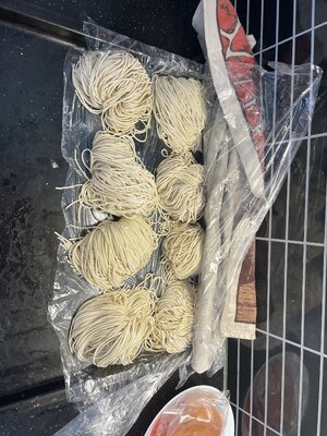 Nudle na Ramen/Ramen noodles
